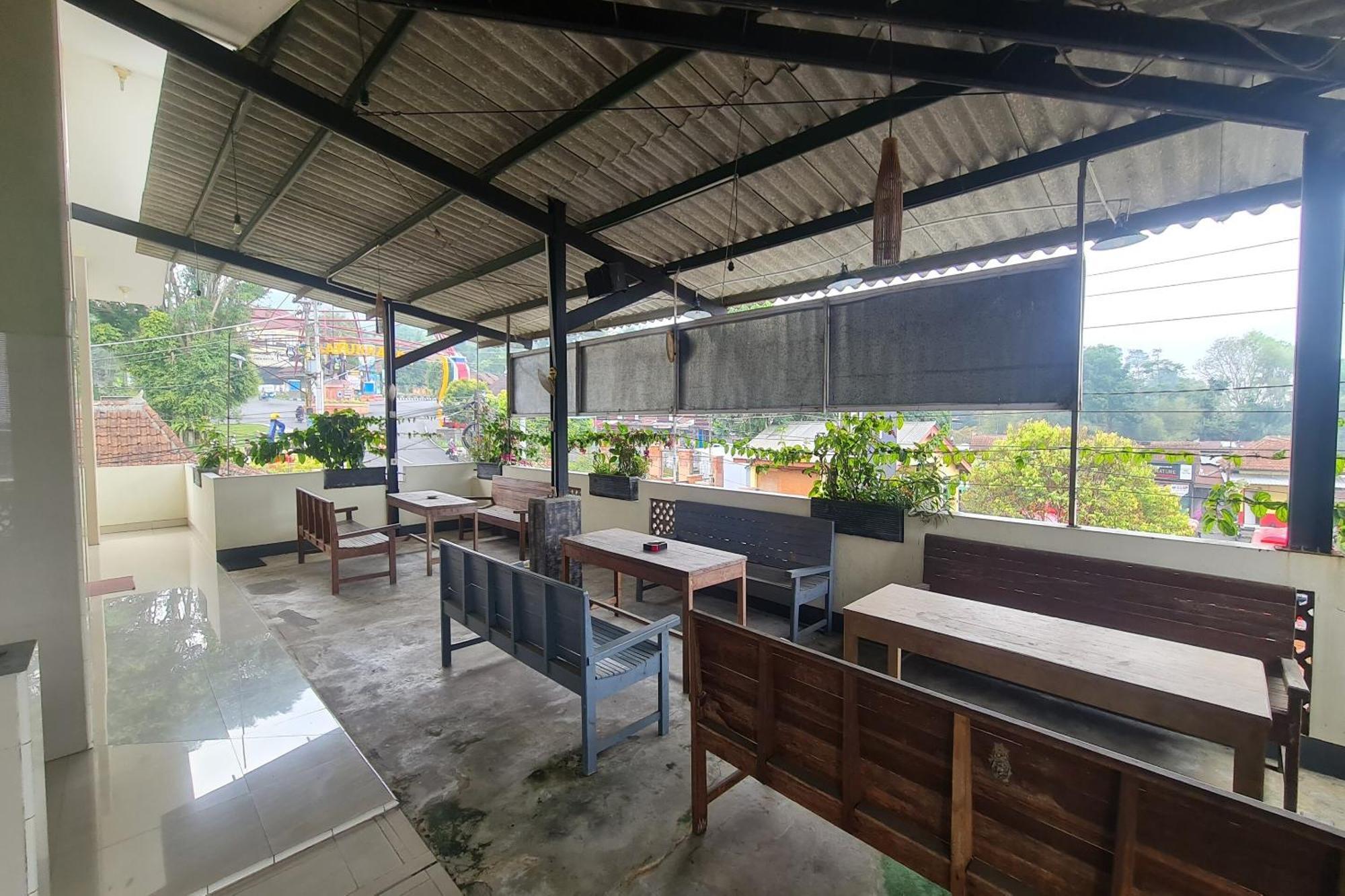 Capital O 93250 Hotel Tirta Kencana 2 Baturaden Banyumas المظهر الخارجي الصورة